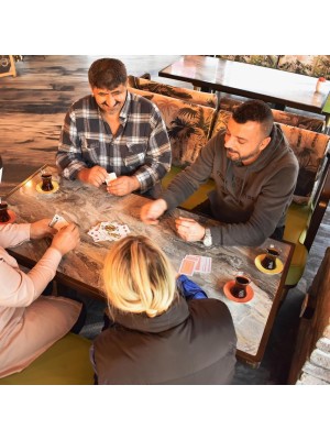 Baralho de Plástico 108 Cartas com Estojo – Durável, Impermeável e Ideal para Jogos